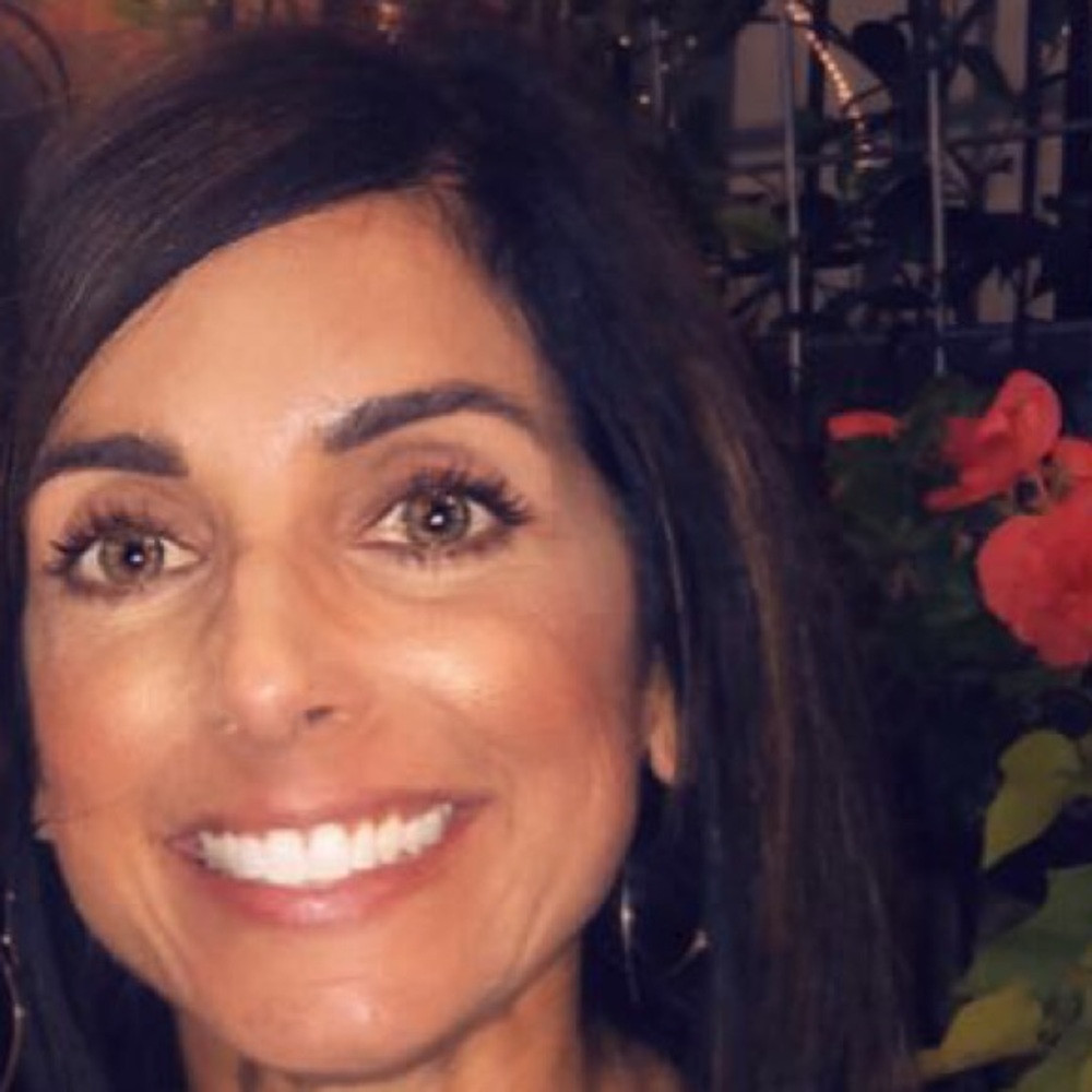 Meet your Posher, Raquel